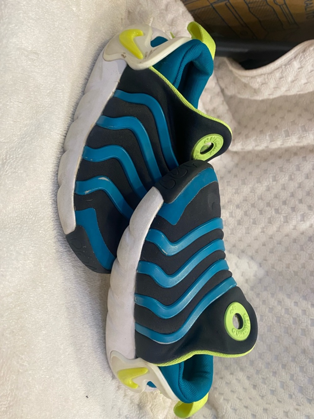 Nike Kids Slip-On Sneakers in Teal, Black & Neon Yellow